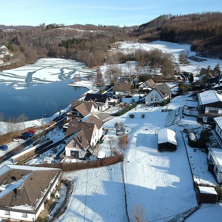 Exklusive Ferienwohnung 'Agger-Blick' Mit Grosser Seeblick-Terrasse & Sauna Gummersbach Luaran gambar