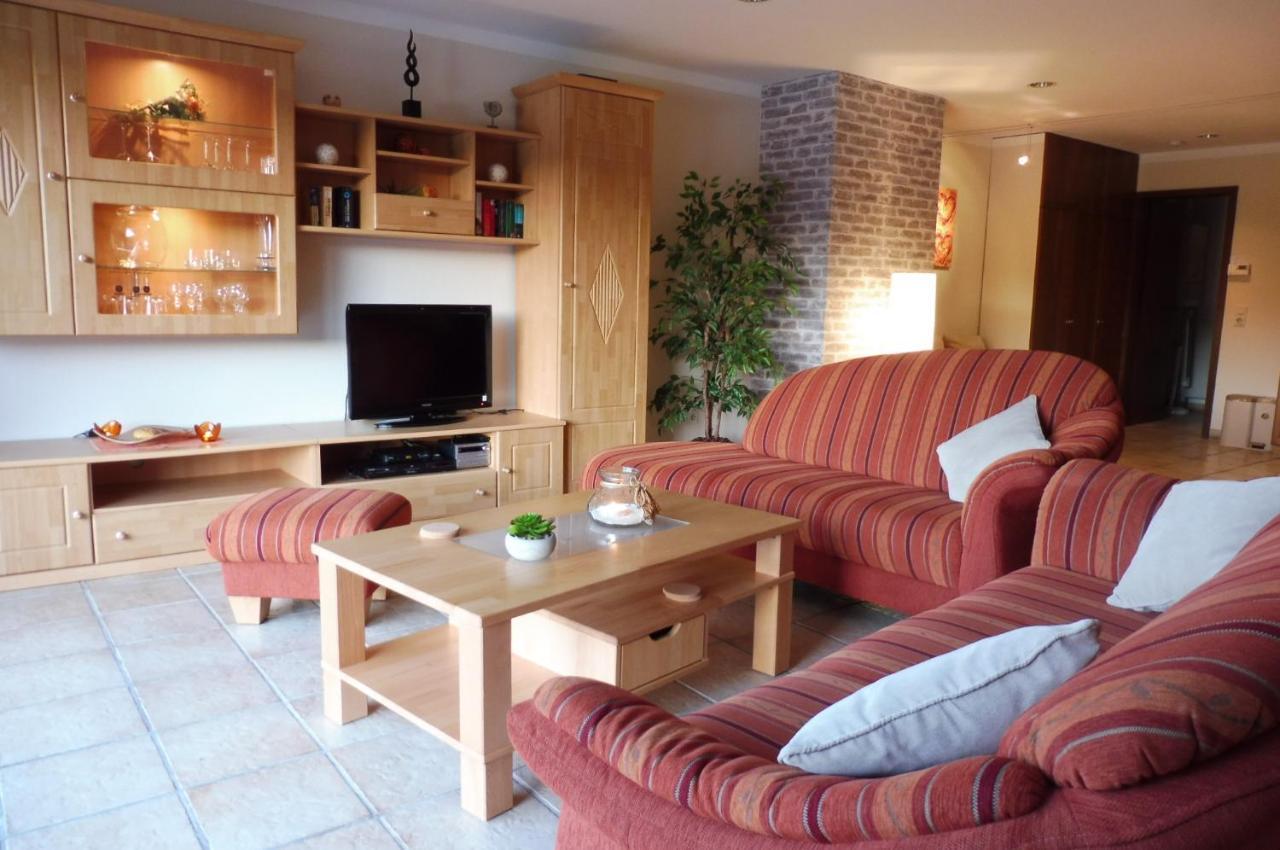 Exklusive Ferienwohnung 'Agger-Blick' Mit Grosser Seeblick-Terrasse & Sauna Gummersbach Luaran gambar